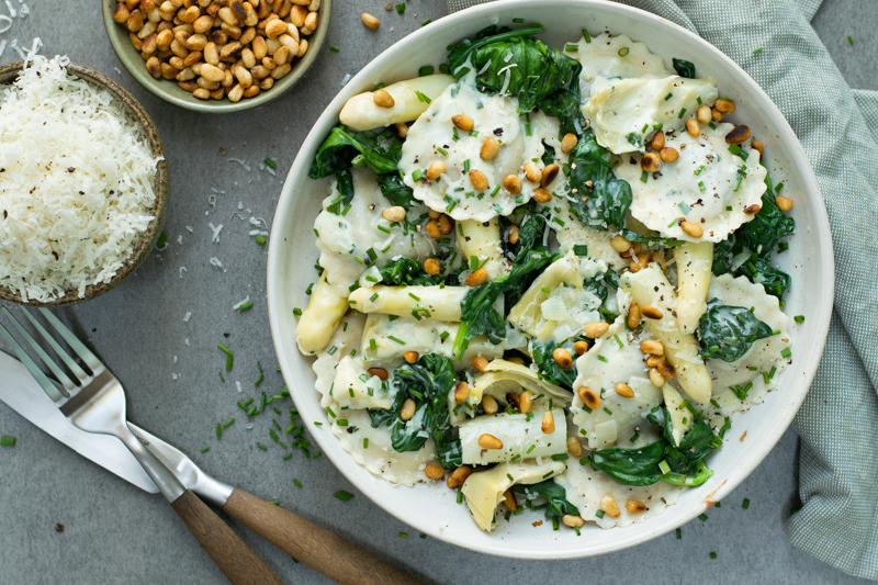 Recept voor gezonde pasta met aspergers en spinazie
